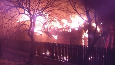 На Чорнобаївщині вщент згорів двоповерховий будинок