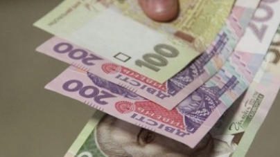 На Черкащині касир поштового відділення викрала 60 тис. гривень заради купівлі авто (відео)
