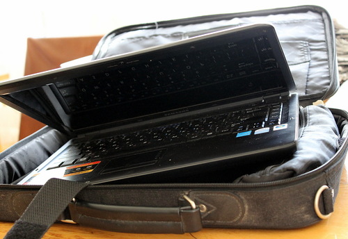 На Черкащині у киянина викрали дорогий ноутбук