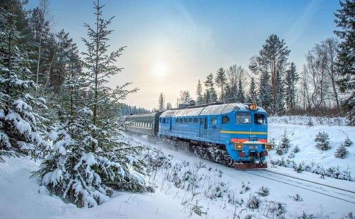 На зимові свята із Черкас запустять додатковий потяг
