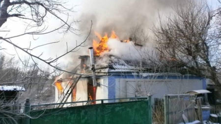 За добу в області через пічне опалення сталося п’ять пожеж з двома загиблими (фото)