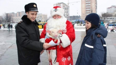Черкаські рятувальники провели профілактичний рейд на різдвяній ярмарці