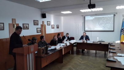У Черкасах хочуть знести незаконні білборди
