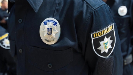 Шукали на Луганщині, а знайшли у Черкасах: патрульні виявили особу у розшуку
