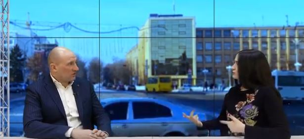 Анатолій Бондаренко просить депутатів не гратися в політику і голосувати за бюджет