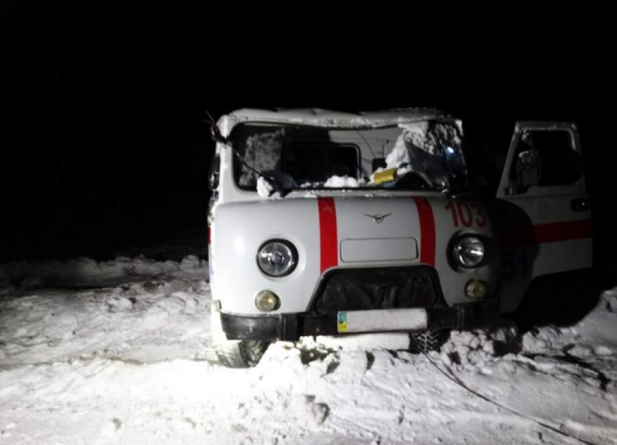 На Смілянщині перекинувся автомобіль швидкої допомоги