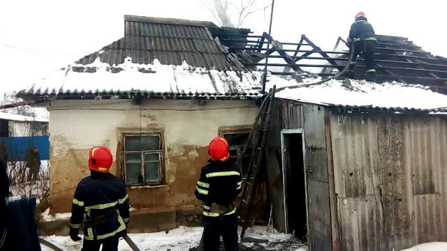 На Монастирищині під час пожежі загинув чоловік (відео)