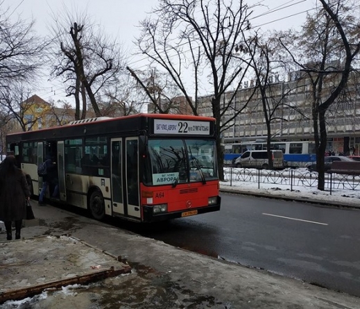 У Черкасах змінився рух одного з автобусних маршрутів