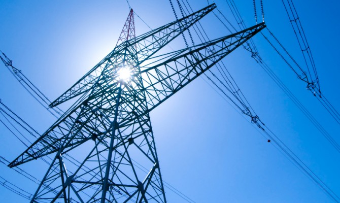 Суд зобов’язав черкаських енергетиків власним коштом відновити електропостачання будинку садового товариства