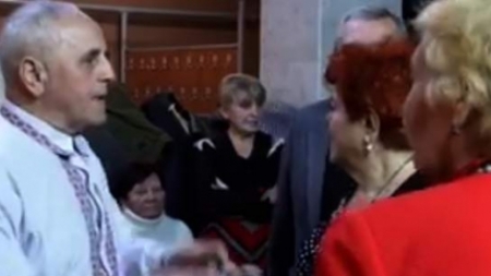 Коханню вік не перешкода: 60-річні учасники клубу «Зустріч» знайшли свою пару на танцях (відео)
