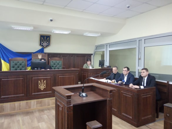 У Черкасах відбулися перші судові засідання у справі проти “батьківщинівців” (відео)