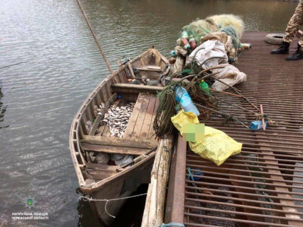 Чорнобаївські промислові рибалки завдали збитків на майже 50 тис. грн, – Черкаський водний патруль