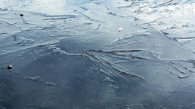Двоє рибалок у Маньківці провалилися під лід