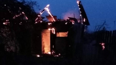 На Золотоніщині згоріла надвірна споруда (фото)