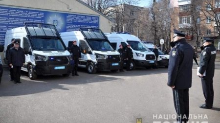 Черкаські поліцейські отримали нові автомобілі