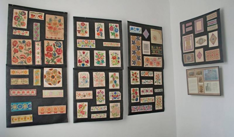 У Черкаському художньому музеї відкрилася виставка декоративного розпису