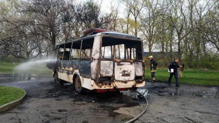 На Золотоніщині згорів рейсовий автобус (відео)