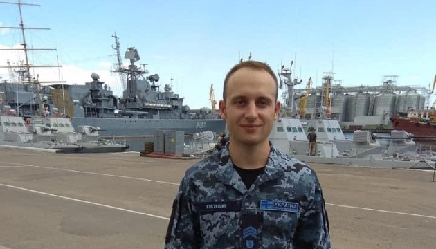 Мати ув`язненого росіянами моряка з Черкащини збирається до сина на суд до Москви