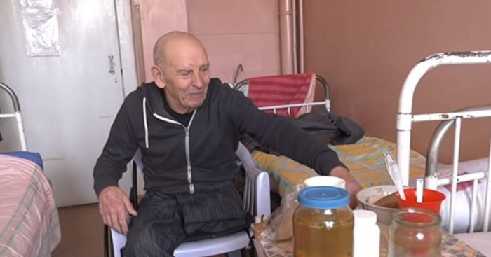 У Черкасах пенсіонер з інвалідністю, якого покинула родина, півроку живе в лікарні (відео)