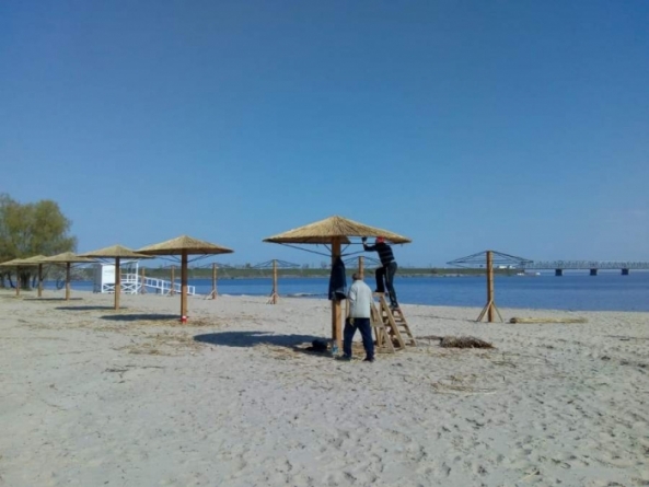 У Черкасах пляж «Соснівський» майже готовий до купального сезону