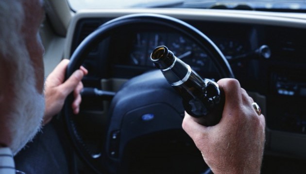 У Черкасах водій керував маршруткою в нетверезому стані