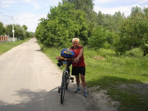 100 км на велосипеді за день може подолати черкаський пенсіонер