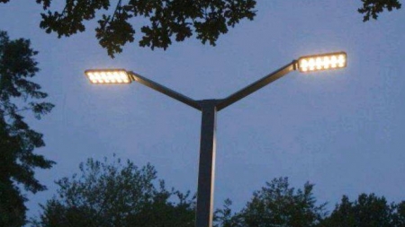 У черкаському парку встановили нове освітлення