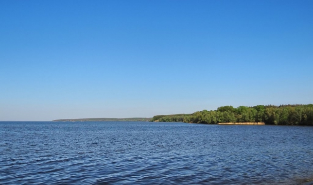 Результати досліджень води у Кременчуцькому водосховищі оприлюднили екологи