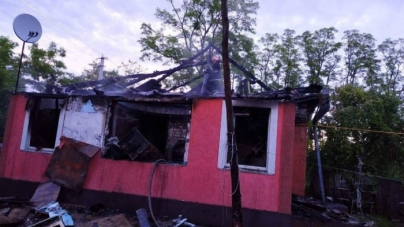 На Золотоніщині згорів будинок (фото)