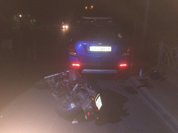 У Черкасах водій Daewoo Sens зіткнувся з мотоциклом (фото)