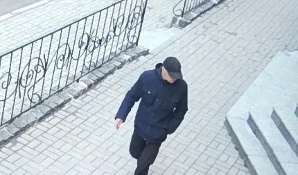 Поліція оприлюднила фоторобот ймовірного нападника на Вадима Комарова (фото)