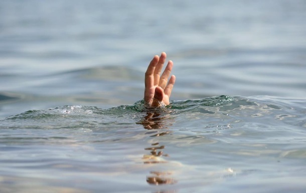 На Черкащині в Дніпрі потонув юнак