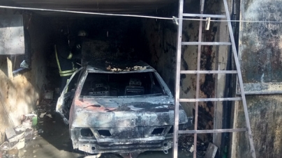 На Черкащині невідомі підпалили гараж з автівкою (фото)