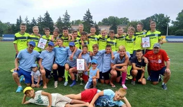 Черкаські спортсмени здобули срібні нагороди на всеукраїнському турнірі з футболу