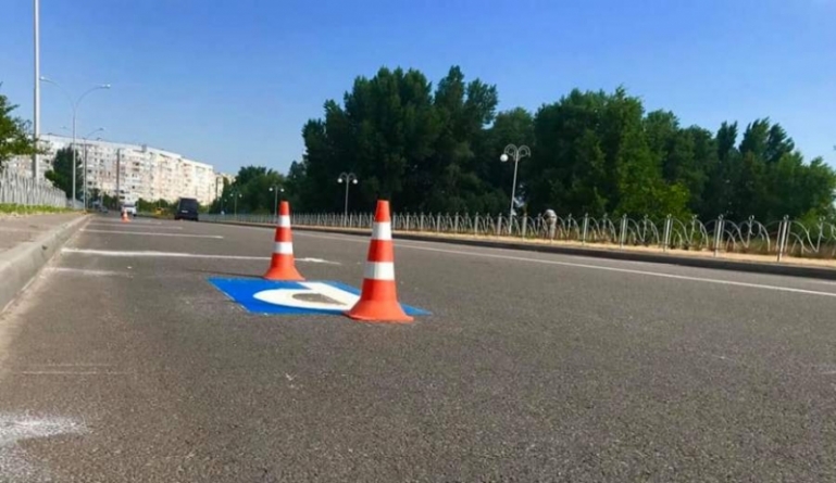 У Черкасах на Митниці наносили розмітку. До справи долучився депутат (фото)