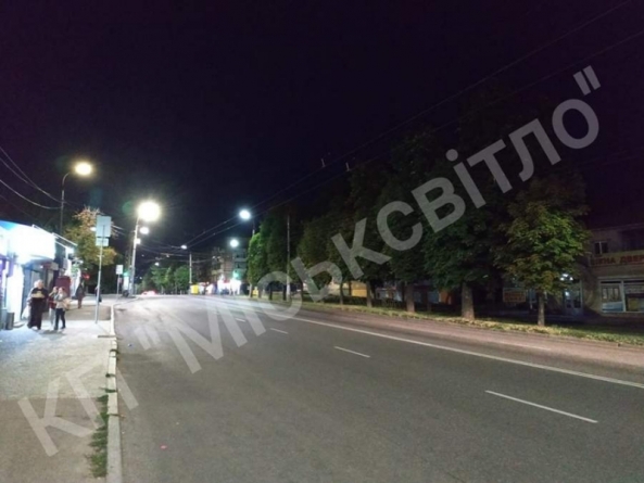 Вулиця Смілянська у Черкасах засяяла LED-світильниками