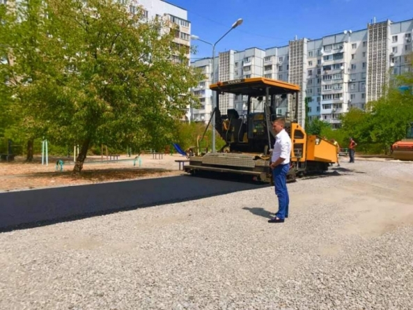 Реконструкцію спортивного майданчика у Черкасах прискорили після втручання депутата