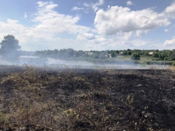 За добу на Черкащині ліквідували 4 пожежі на відкритих територіях