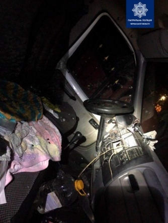 У Черкасах група крадіїв намагалися викрасти електроінструменти (фото)