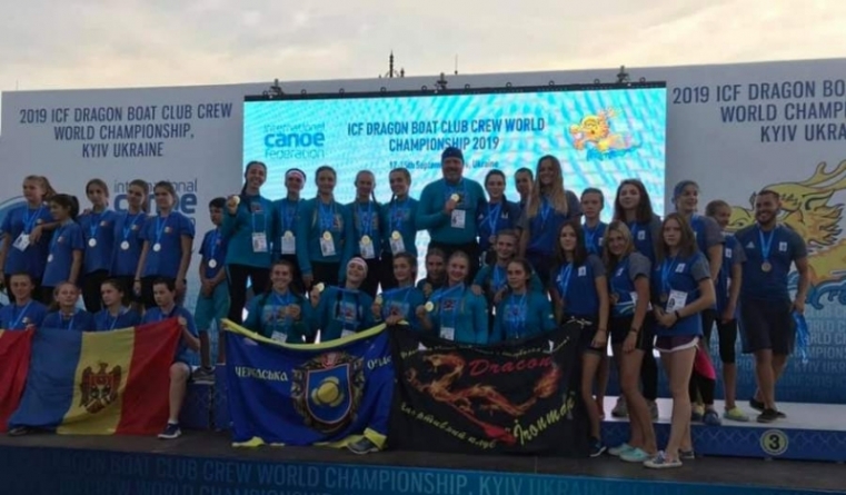 Черкащанки – серед переможців Чемпіонату світу з веслування на “Драконах”