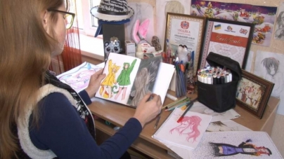 Дівчина з Черкас створює комікси у японському стилі (відео)