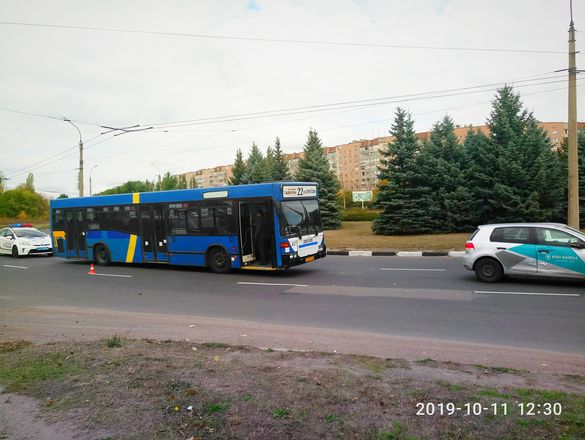 У Черкасах маршрутка зіштовхнулась з легковиком