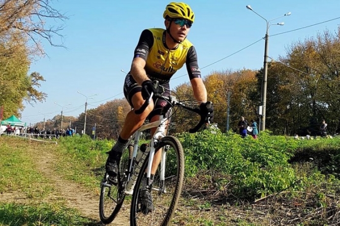 Черкаський спортсмен виборов “золото” на Чемпіонаті України з велоспорту