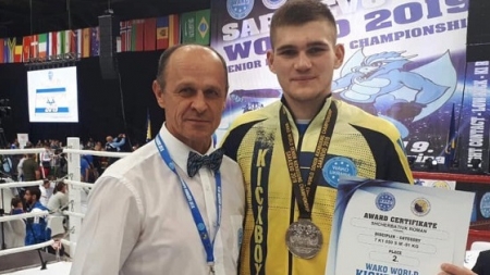 Черкаський кікбоксер став срібним призером чемпіонату світу-2019