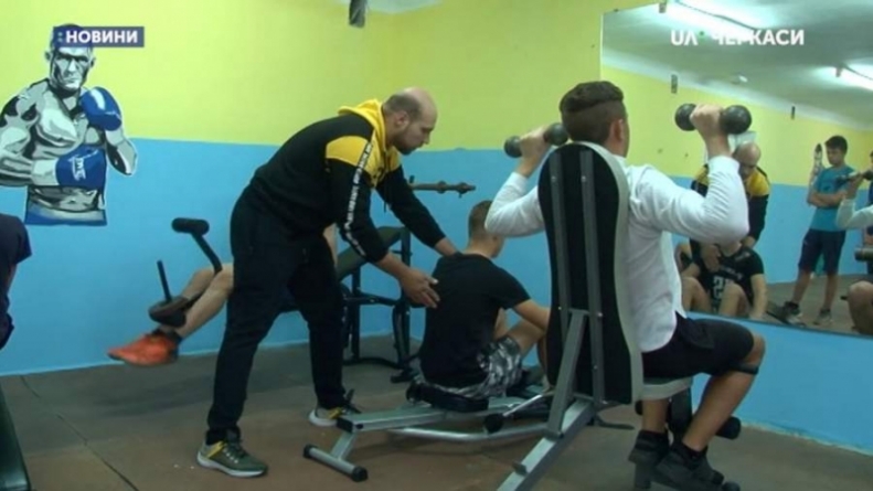 Облаштований у черкаському училищі боксерський зал планують розширити (відео)