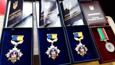 Анатолій Бондаренко вручив нагороди тренеру і рятувальникам