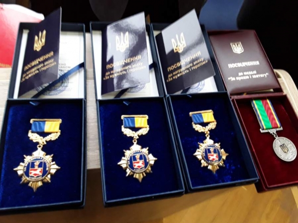 Анатолій Бондаренко вручив нагороди тренеру і рятувальникам
