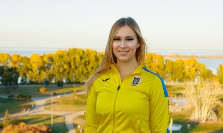 Боксерка з ЧНУ перемогла в чемпіонаті України