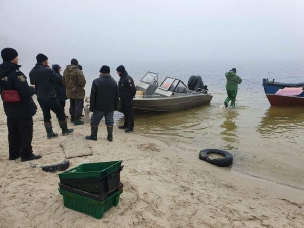 Нечесних прослових рибалок упіймали на Чигиринщині