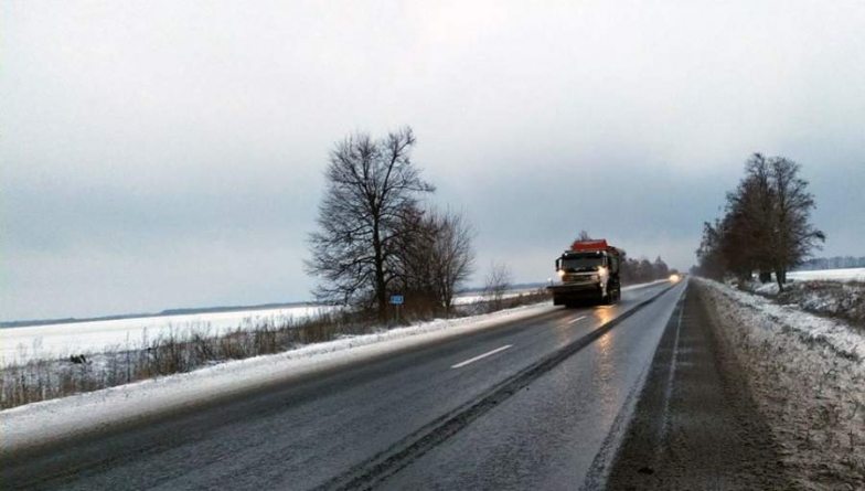 На Черкащині почистили від снігу дороги державного значення